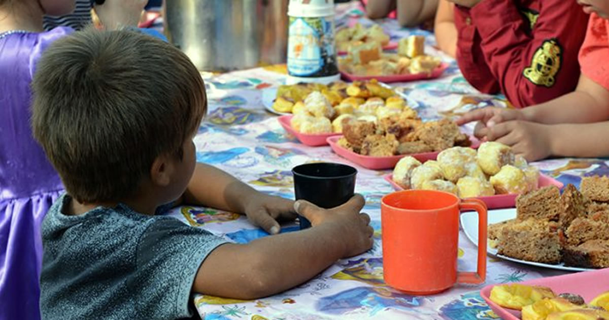 Festejan el Día de la Niñez y piden donaciones para que siga funcionando el merendedero del Nelson Madela